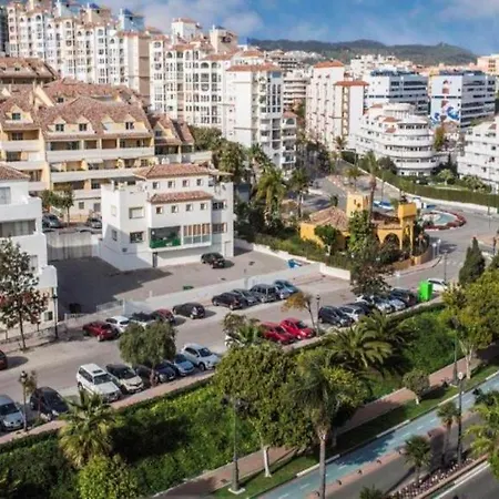 Estepona Marina, Modern Apartment, Sea Views, Balcony, Sleeps 6, Family Friendly * Estepona