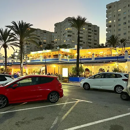 Estepona Marina, Modern Apartment, Sea Views, Balcony, Sleeps 6, Family Friendly *