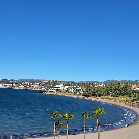 Marina, Modern Apartment, Sea Views, Balcony, Sleeps 6, Family Friendly 公寓