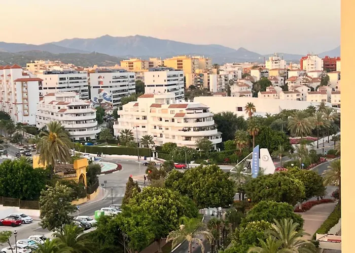 Διαμέρισμα Marina, Winter Sun From 99e Per Night, Sea Views, Balcony, Lift, Wifi Εστεπόνα